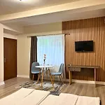 公寓式酒店 Bonjour 3*