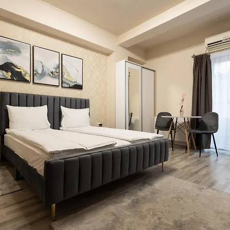 Bonjour Апарт-готель