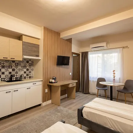Hotel apartamentowy Bonjour 3*