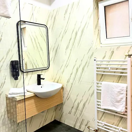 Hotel apartamentowy Bonjour Kluż-Napoka